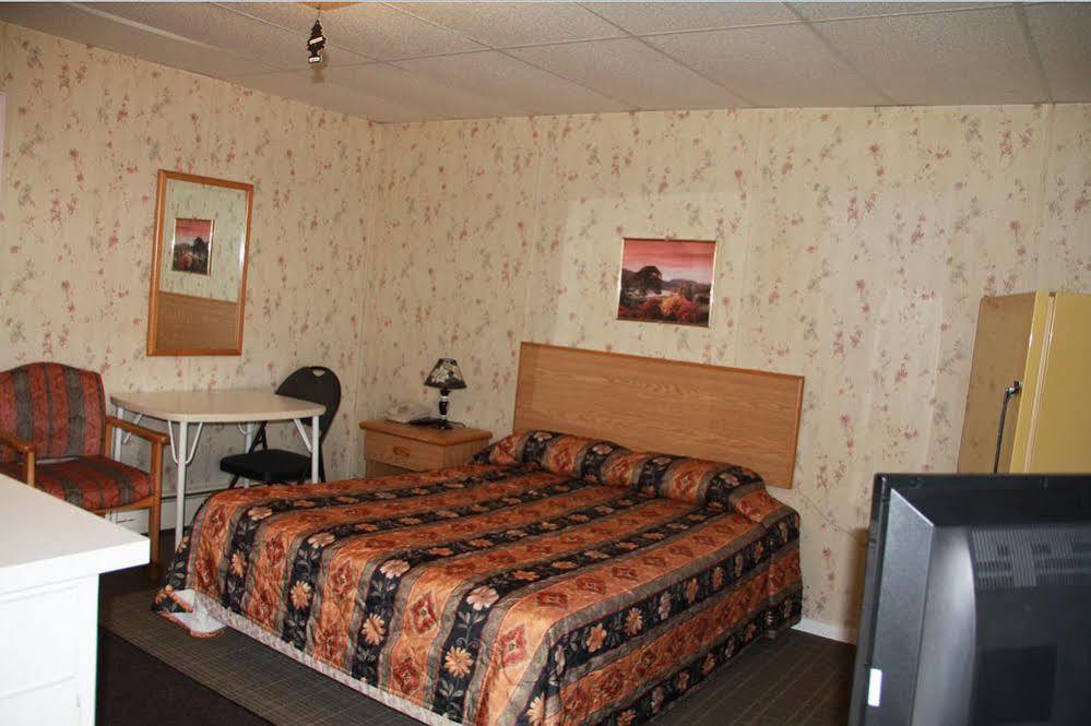 Bluebird Motel Innisfail Ngoại thất bức ảnh